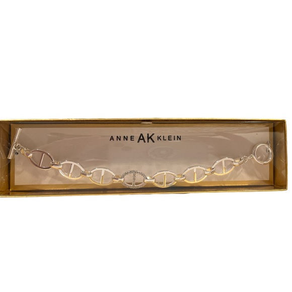 NEW, Anne Klein, Toggle linked Silver Tone, Circle/Oval Bracelet. New in box